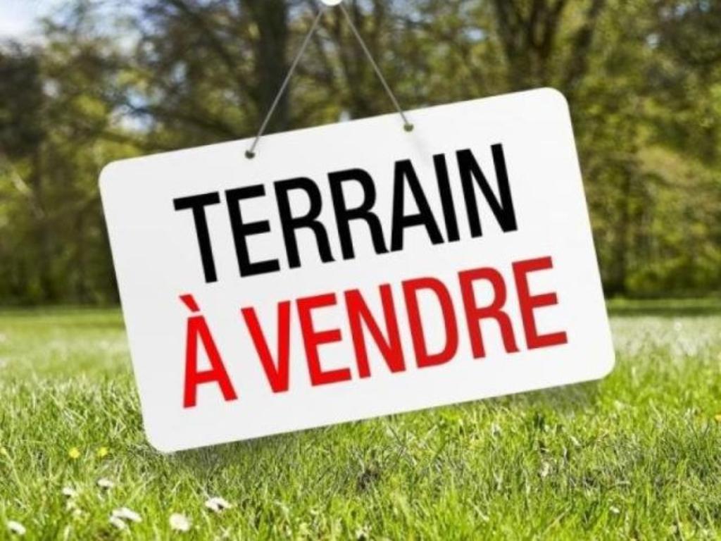 Vente-Terrain-Commercial-non-Loin-du-rond-point-de-la-Riviera-2_1
