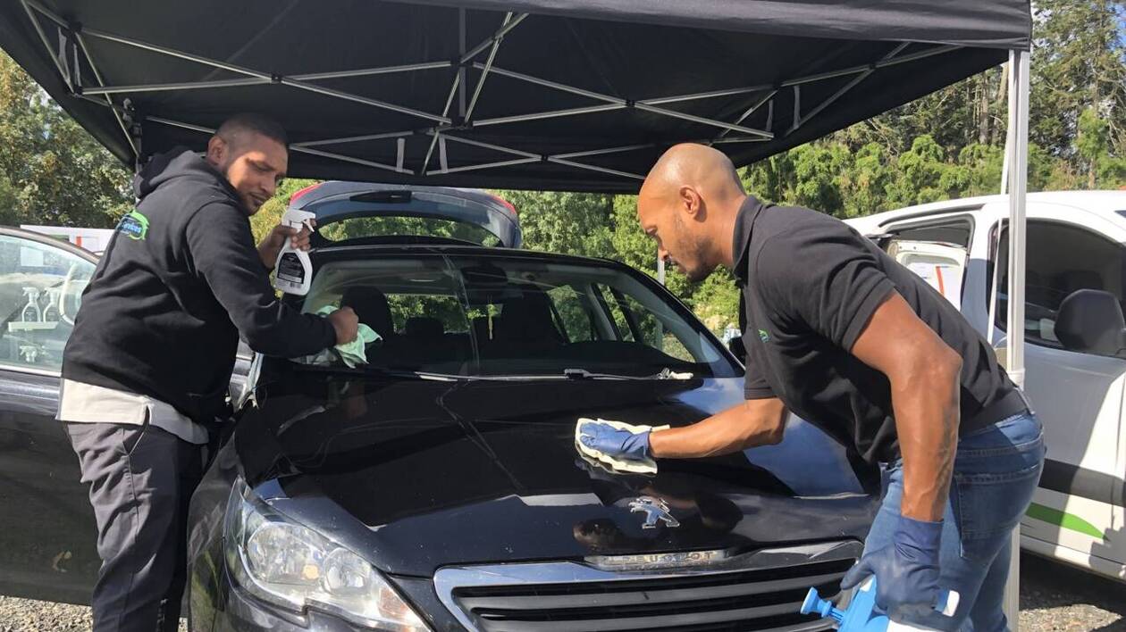 Lavage de voiture luxe