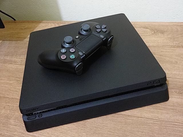 PS4 VEND