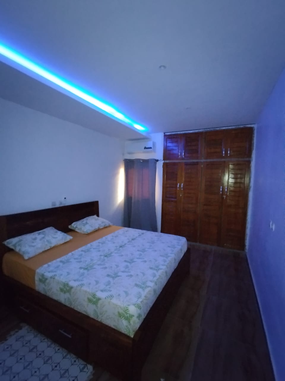 Chambre à coucher 2